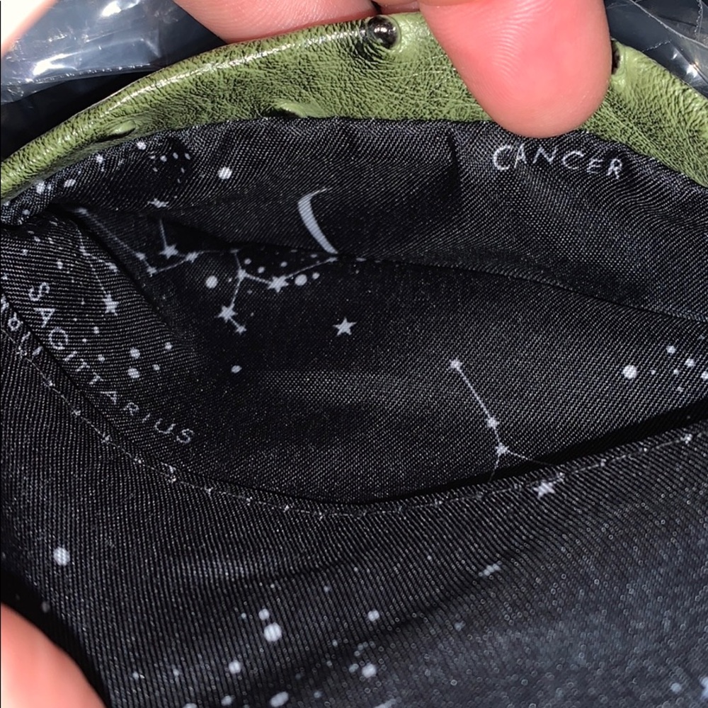 Vegan Zodiac Purse🌿🐻🦊🦁 - Picture 6 of 9